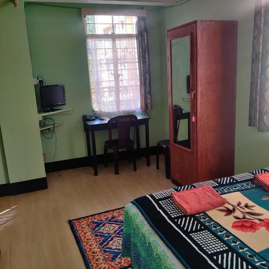 Travellers Bed And Breakfast Shillong Extérieur photo